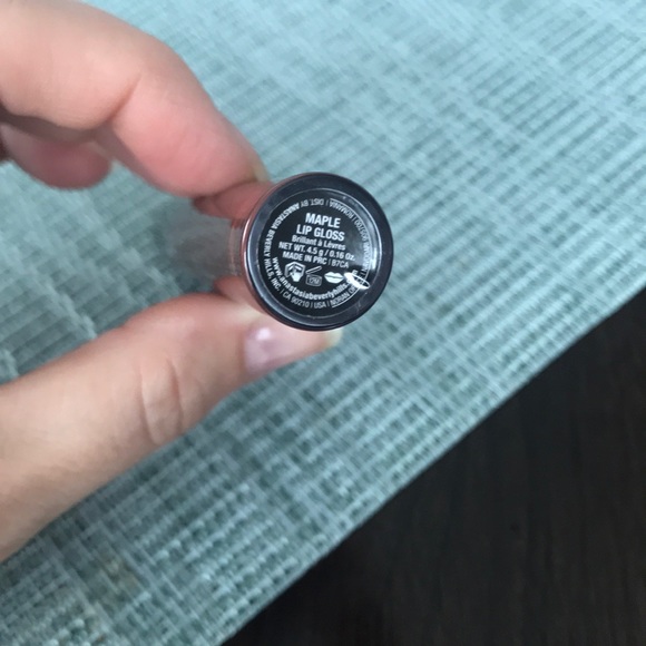 New Anastasia liquid lipstick in MAPLE! - Picture 3 of 4